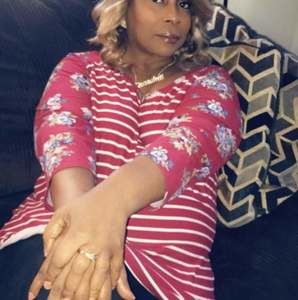 Meet your Posher, Agnes